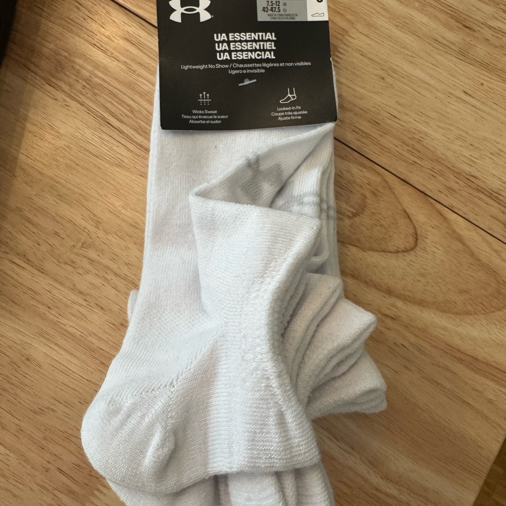 Under Armour Essential White Athletic Socks